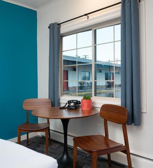 اتاق استاندارد با 2 تخت دوبل, Sapphire Motel Midtown Bozeman