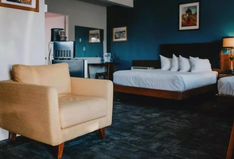 اتاق سوپریور سه تخته, Sapphire Motel Midtown Bozeman