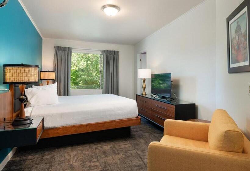 اتاق سوپریور سه تخته, Sapphire Motel Midtown Bozeman