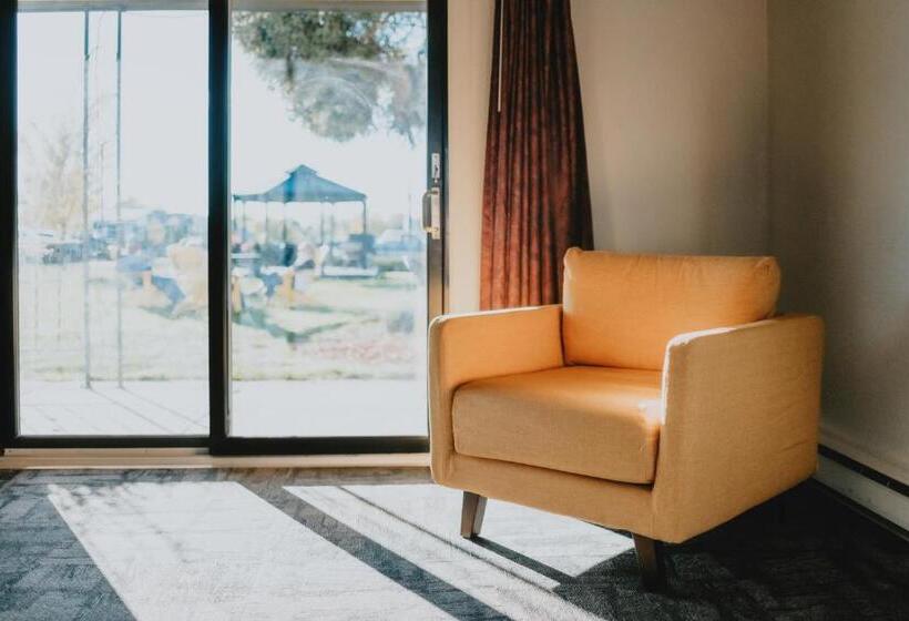 Номер Deluxe, Sapphire Motel Midtown Bozeman