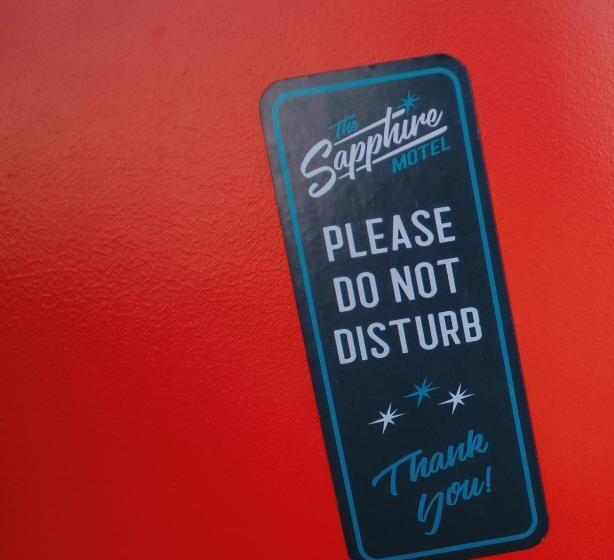 اتاق سوپریور با تخت بزرگ, Sapphire Motel Midtown Bozeman