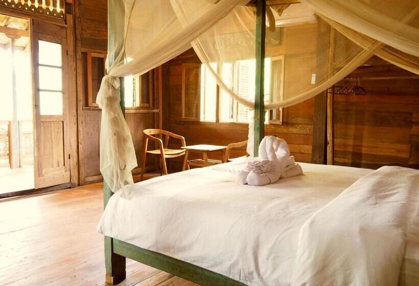 חדר דלוקס עם מרפסת, Green Vanilla Bungalow