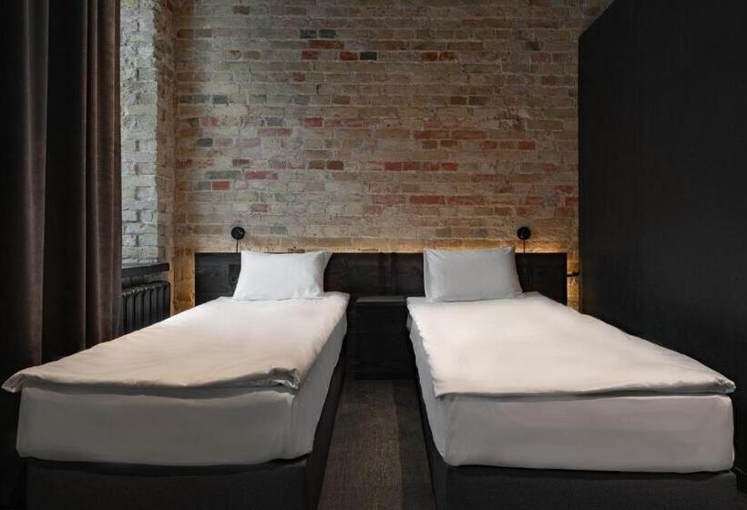 Camera Familiare, Globe Runner Hotel & Hostel