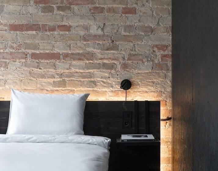 Camera Standard, Globe Runner Hotel & Hostel