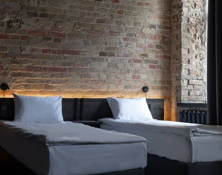 Camera Standard, Globe Runner Hotel & Hostel