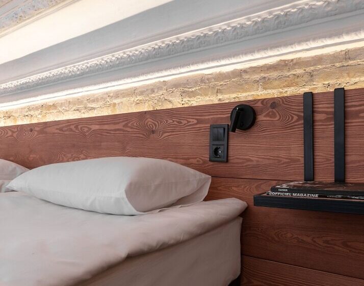 Camera Familiare, Globe Runner Hotel & Hostel