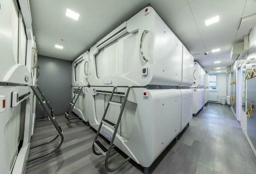 تختخواب در اتاق مشترک, Capsule Hostels Tallinn