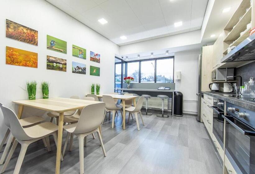 اتاق استاندارد, Capsule Hostels Tallinn