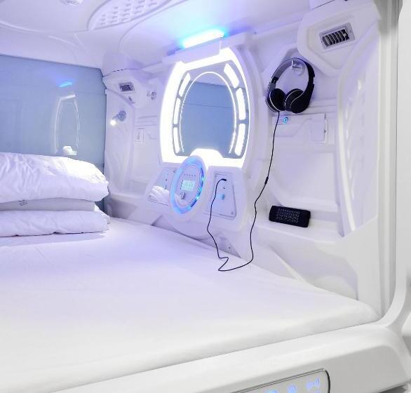 اتاق استاندارد, Capsule Hostels Tallinn