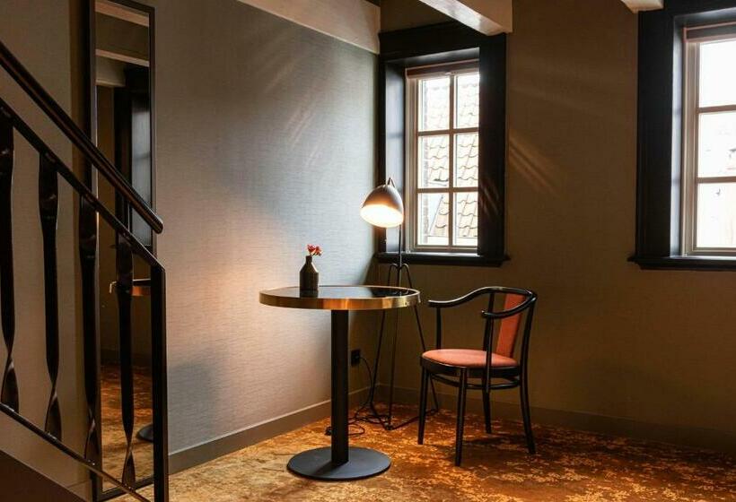 اتاق استاندارد, Mai Amsterdam