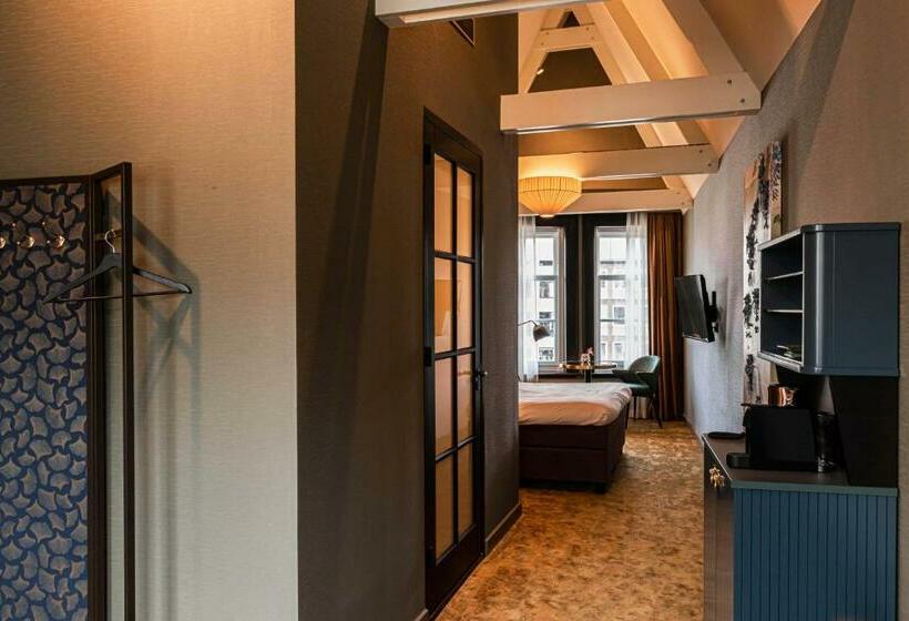 اتاق سوپریور با تخت بزرگ, Mai Amsterdam