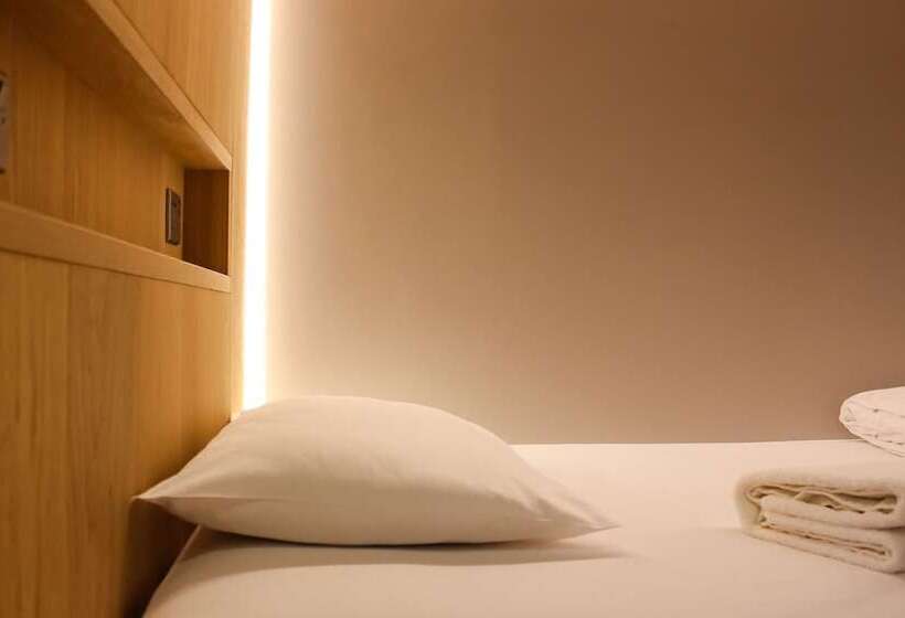 غرفة قياسية, Zedwell Piccadilly Circus