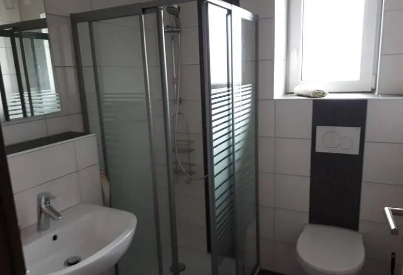 スタンダードルーム, Privatzimmer Popp Hessenauer