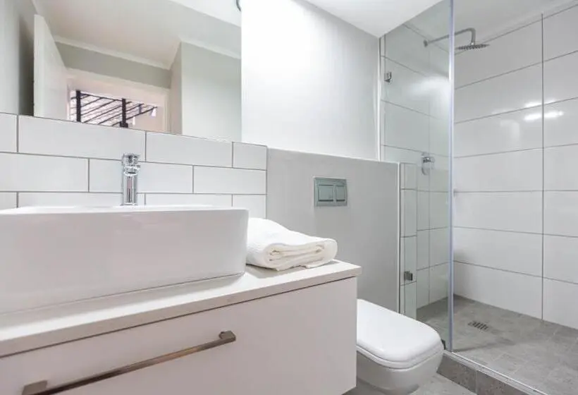 آپارتمان 1 خوابه, Urban Artisan Luxury Suites By Totalstay