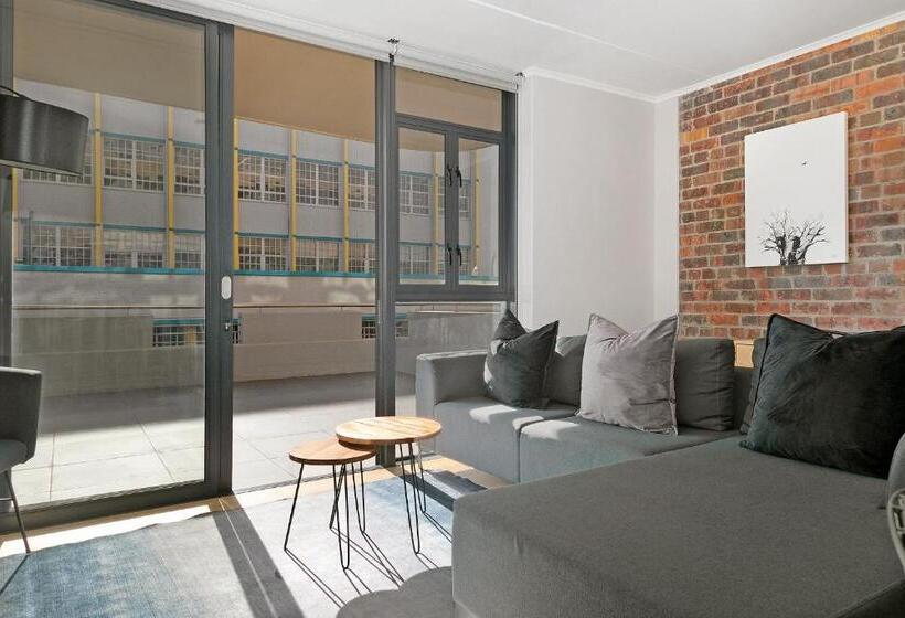 Standard Studio, Urban Artisan Luxury Suites By Totalstay