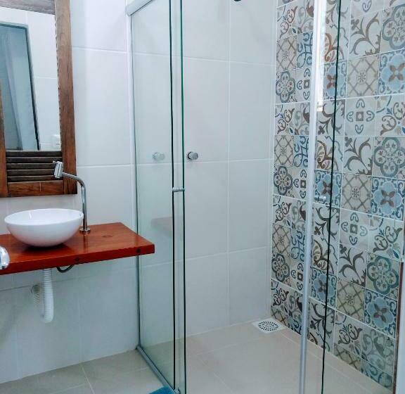 四人标准间, Chácara Das Flores