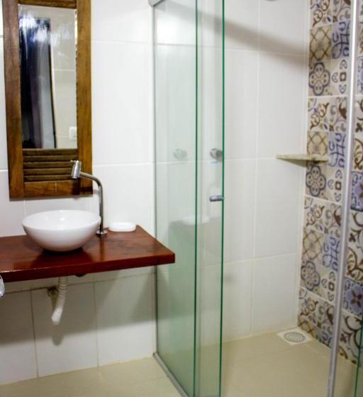 四人标准间, Chácara Das Flores