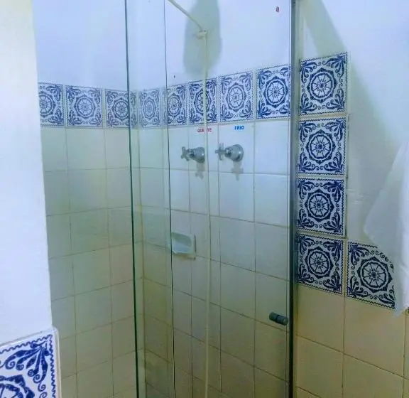 浴室共有スタンダード４人用ルーム, Chácara Das Flores