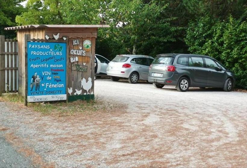 חדר סטנדרט, Paysannerie Des Versanes   Chambres Et Gîte