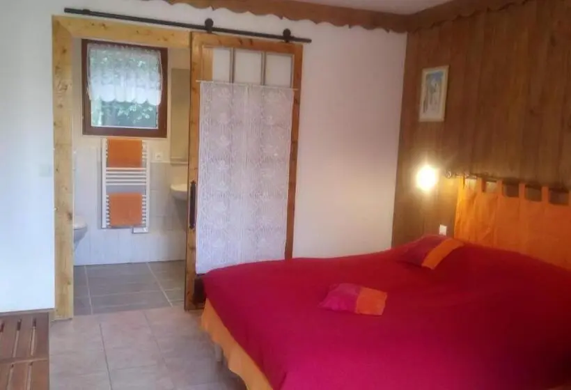 身障者適用スタンダードルーム, Paysannerie Des Versanes   Chambres Et Gîte