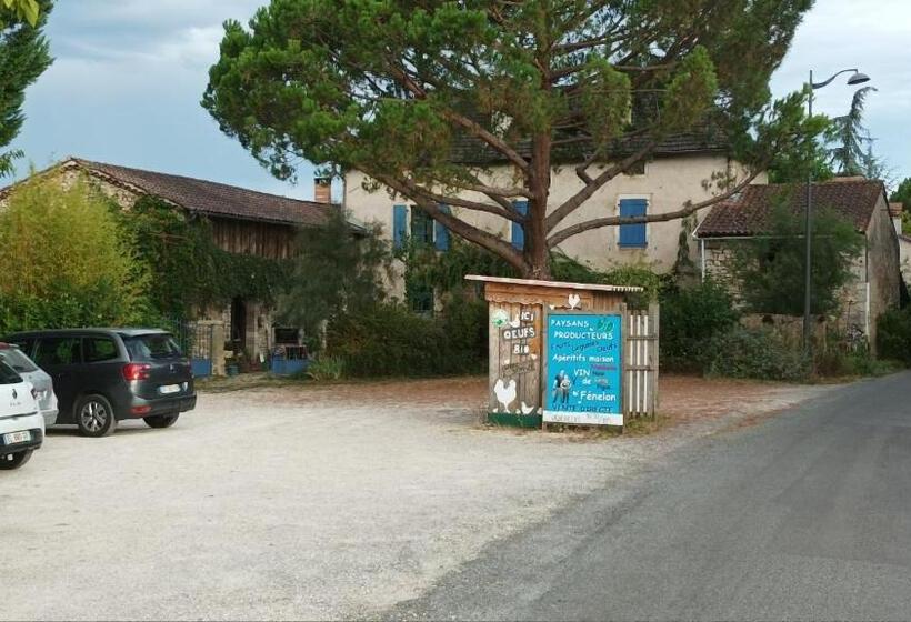 סטודיו סטנדרט עם מרפסת, Paysannerie Des Versanes   Chambres Et Gîte