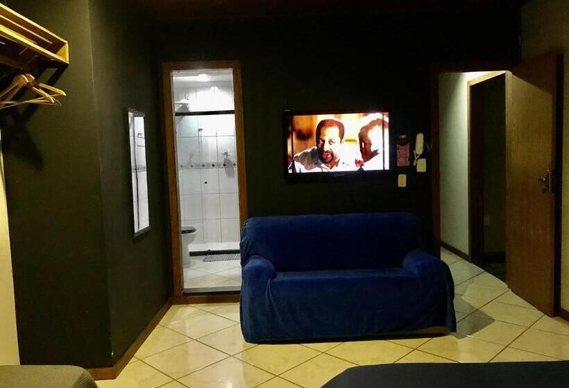 Люкс, Regi House Hostel