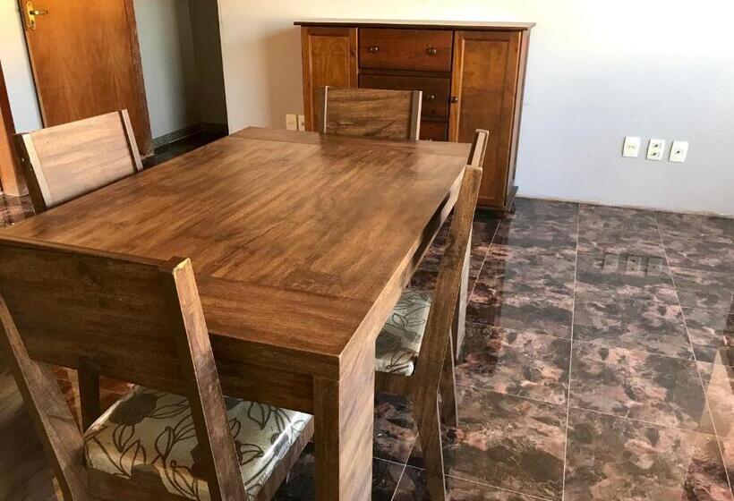 اتاق استاندارد سه نفره, Regi House Hostel