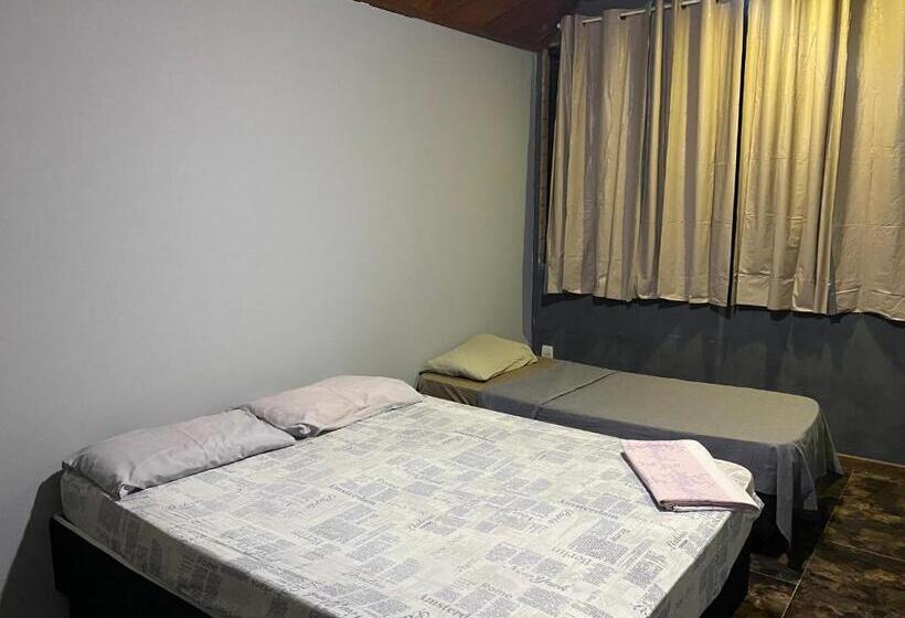 اتاق استاندارد سه نفره, Regi House Hostel