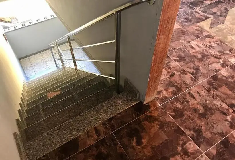 Sviitti, Regi House Hostel