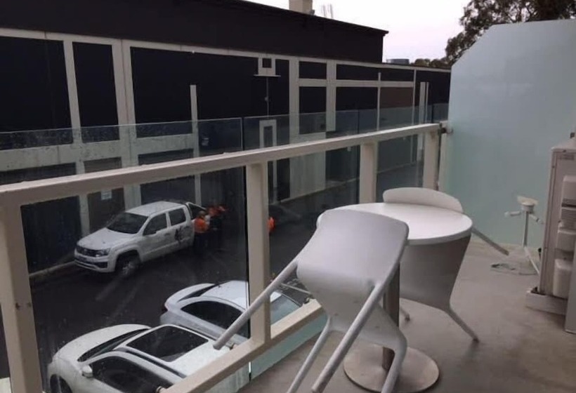 Апартаменты 2 Спальни, Tasha S Apartments On Warwick