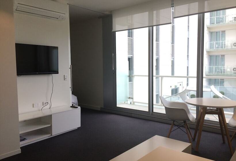 Апартаменты 1 Спальня, Tasha S Apartments On Warwick