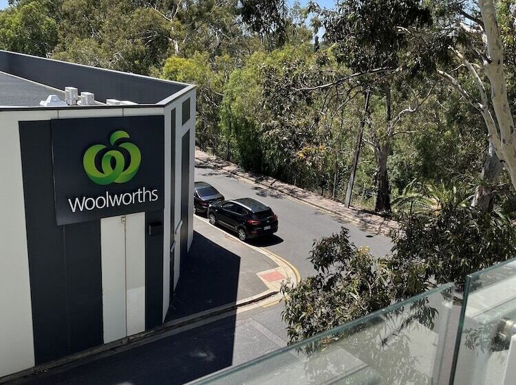 Апартаменты 2 Спальни, Tasha S Apartments On Warwick