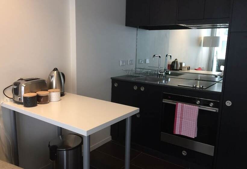 Апартаменты 1 Спальня, Tasha S Apartments On Warwick