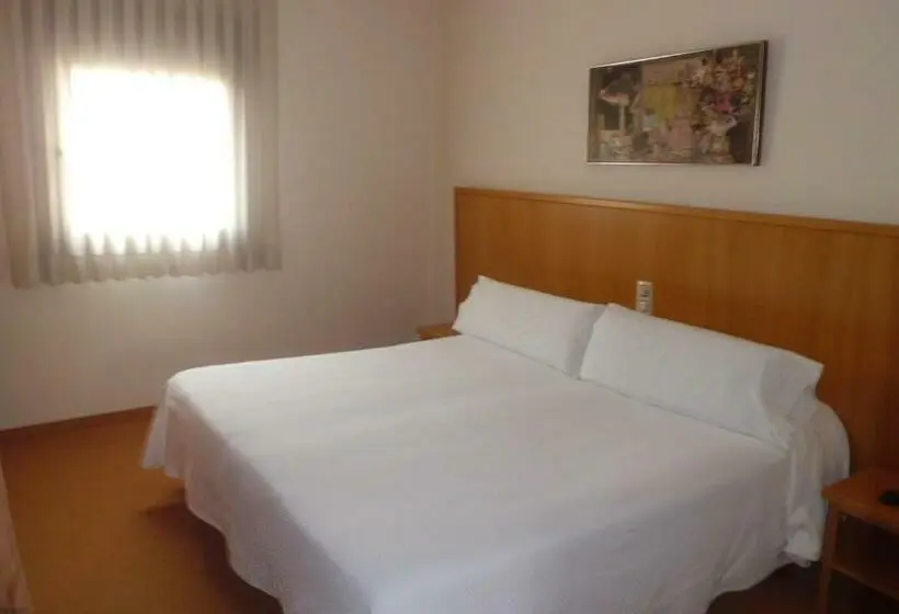 スタンダードルーム, Hostal Palouet De Segarra