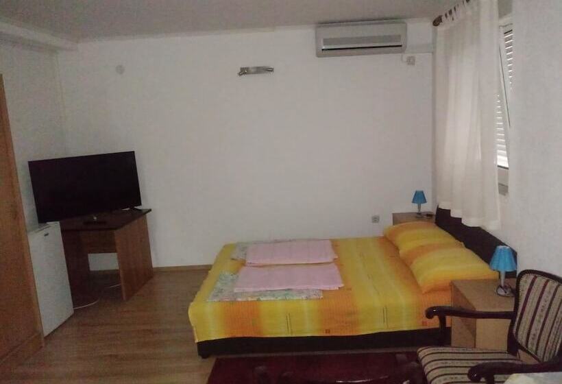 آپارتمان عادی 1 خوابه, Apartments Boulevard