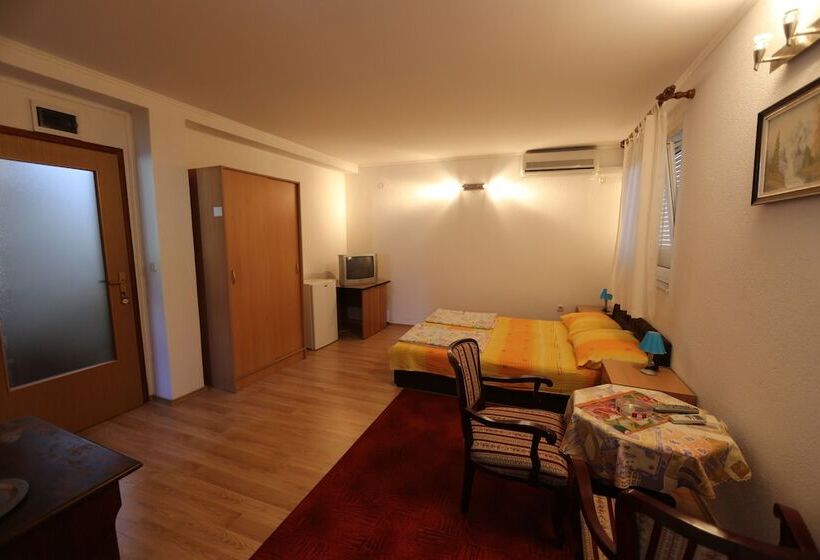 آپارتمان عادی 1 خوابه, Apartments Boulevard