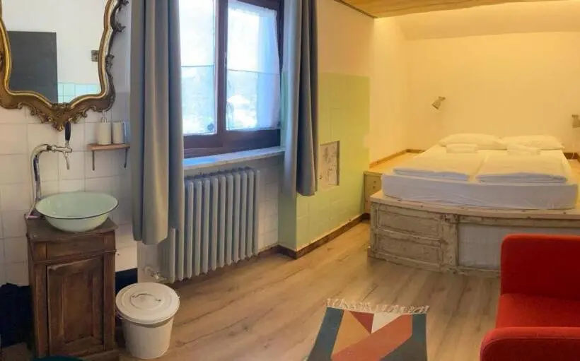 マウンテンビュースタンダードルーム, Albergo Diffuso Antagonisti
