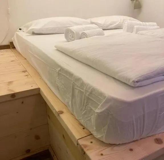 マウンテンビュースタンダードルーム, Albergo Diffuso Antagonisti