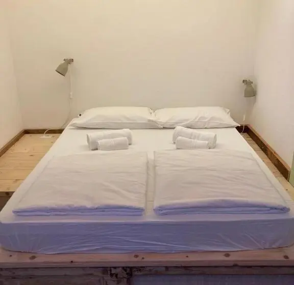 マウンテンビュースタンダードルーム, Albergo Diffuso Antagonisti