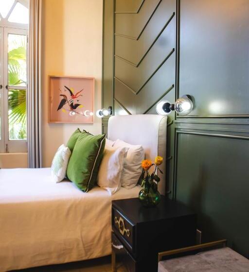 Deluxe Studio, Gala Hotel Boutique