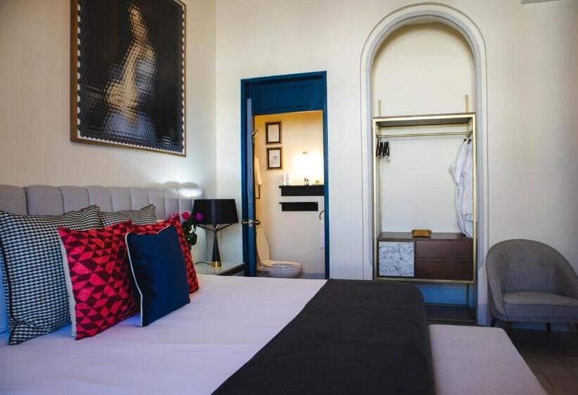 Люкс Deluxe Кровать Кинг, Gala Hotel Boutique