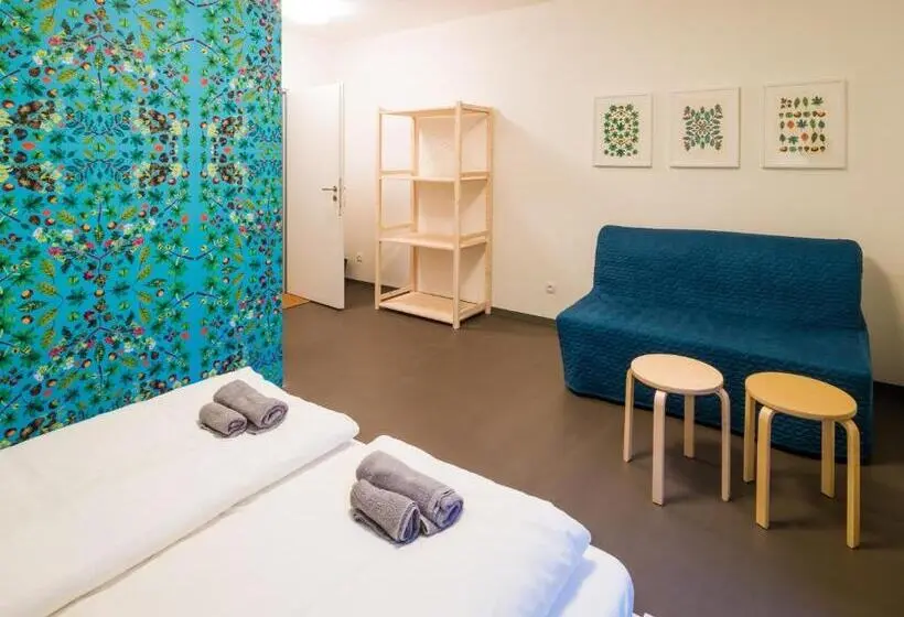اتاق استاندارد, Hostel Zahrada Mikulov