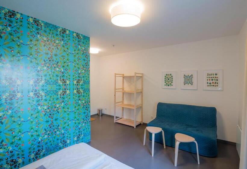 Standardrum, Hostel Zahrada Mikulov