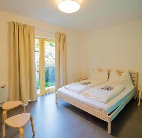 Standardrum, Hostel Zahrada Mikulov