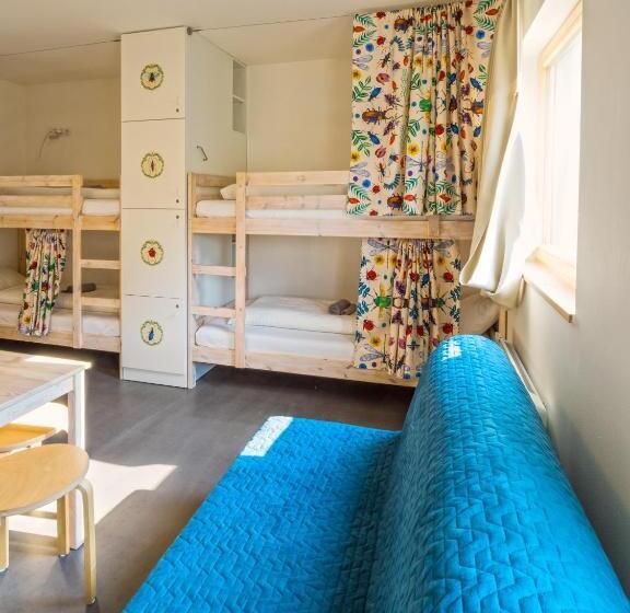 Säng i Delat Rum, Hostel Zahrada Mikulov