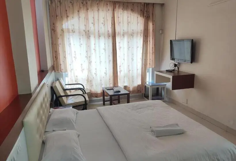 Chambre Deluxe, Rajtara