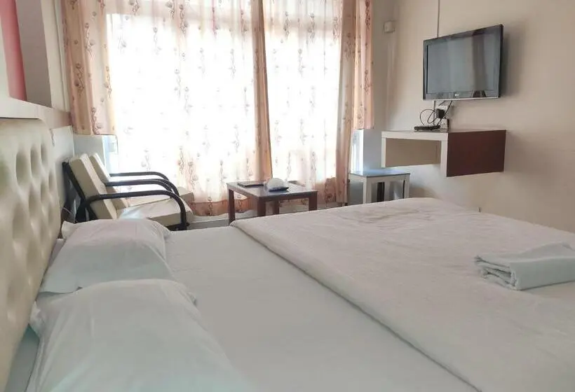 Chambre Deluxe, Rajtara