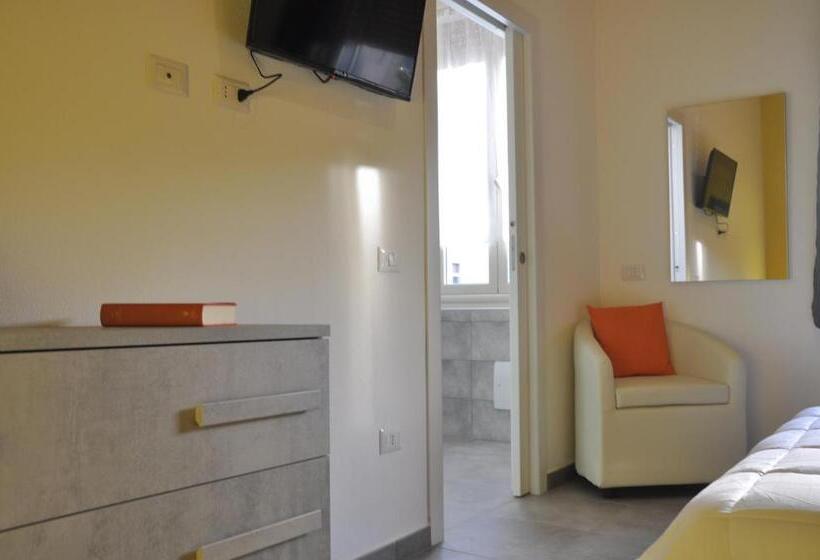 ガーデンビュースタンダードルーム, S'arenada