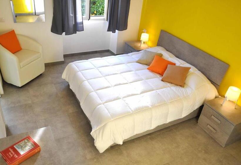 ガーデンビュースタンダードルーム, S'arenada