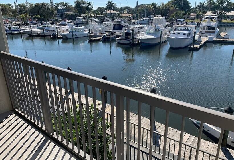 جناح ذو إطلالة, Ramada By Wyndham Sarasota Waterfront